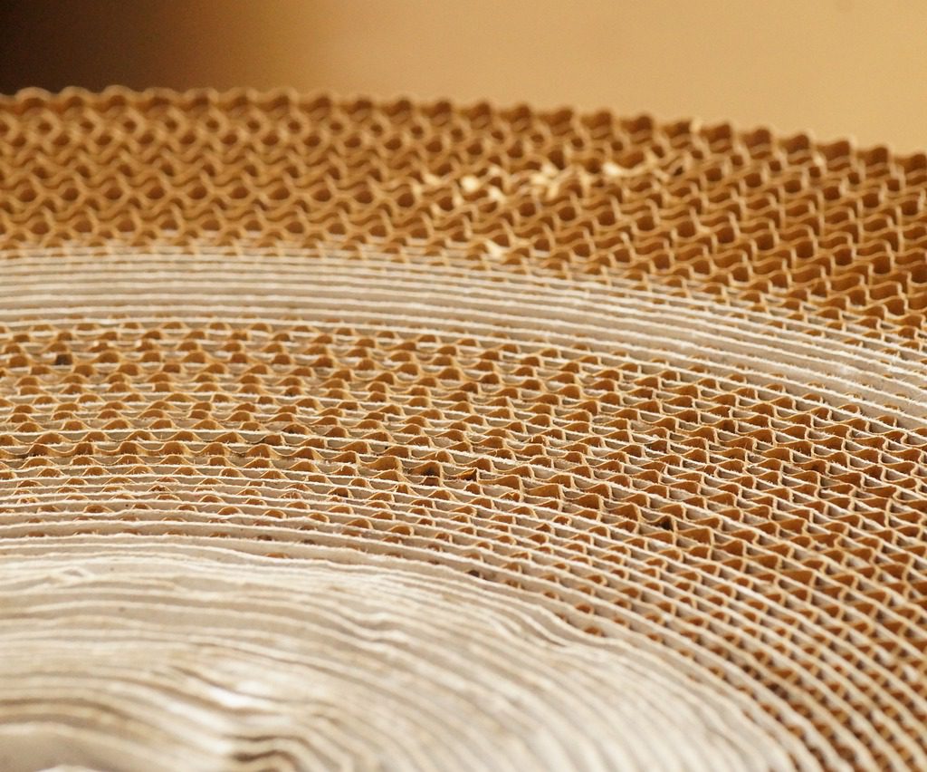 ארגזים וקרטונים להובלה